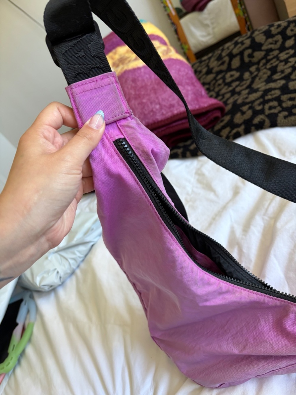 Baggu Medium Crossbody bag - Picture 2 of 6